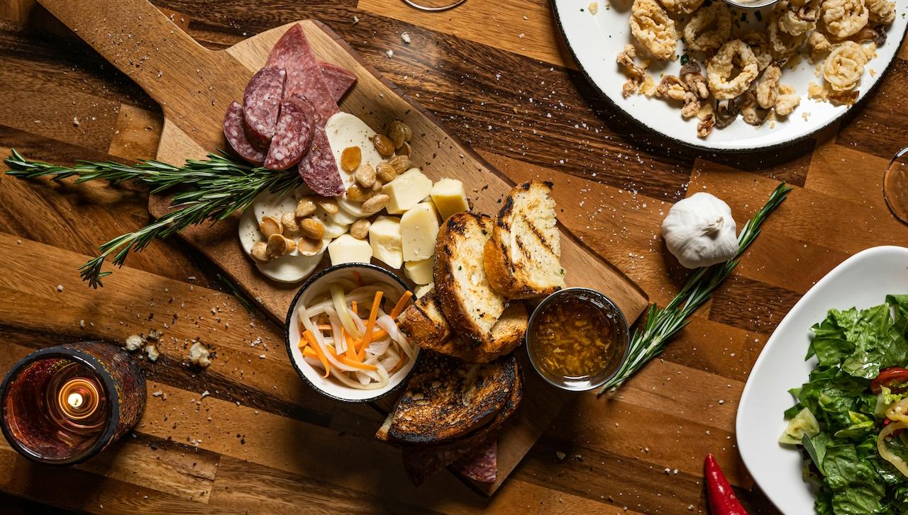 Osteria La Piazza Gallery